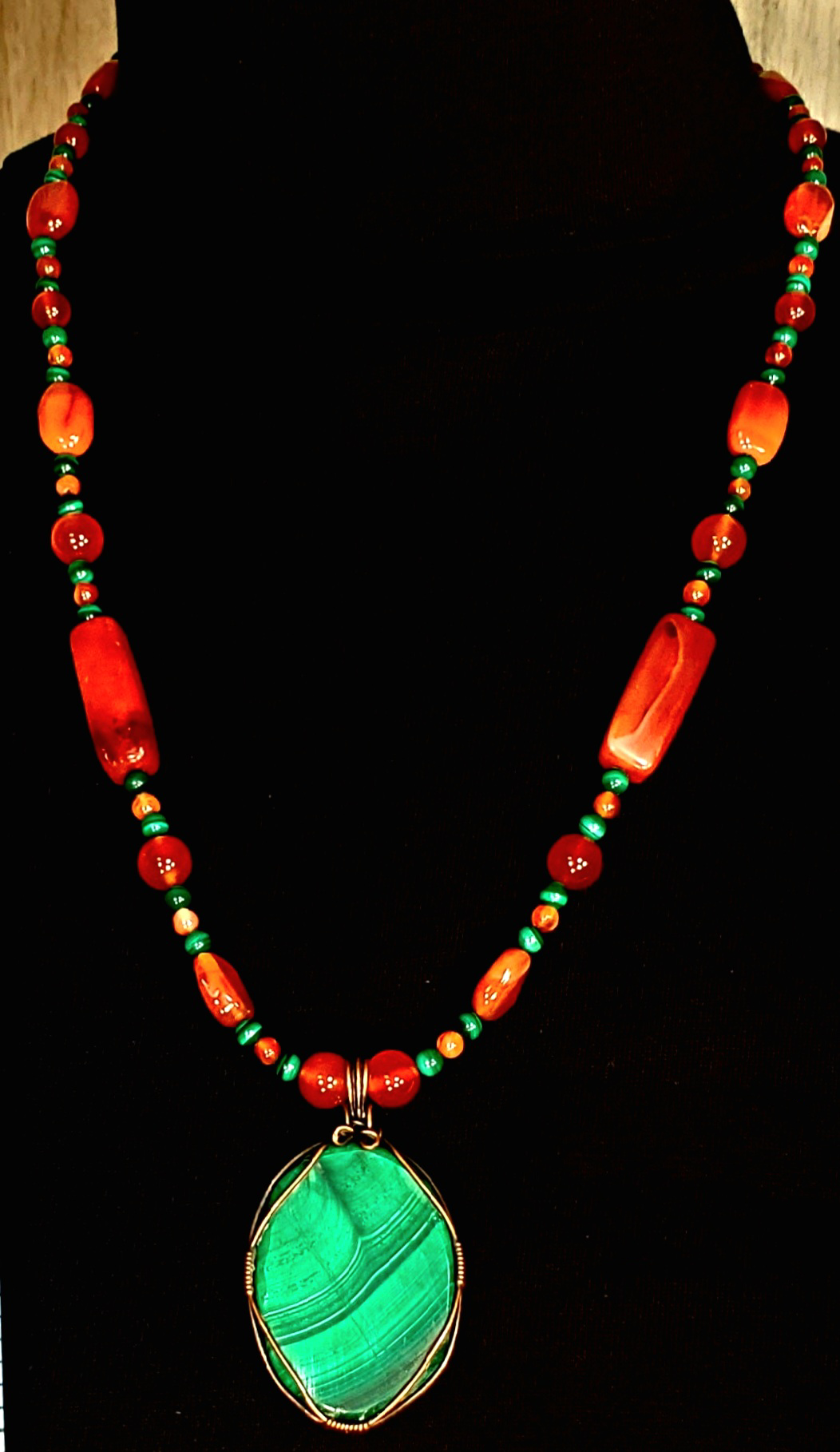 Malachite Cabochon: Vintage Carnelian & Malachite