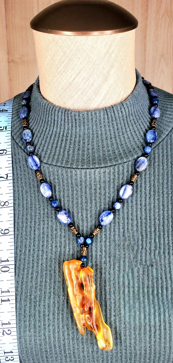 Amber Pendant: Black Onyx & Kyanite