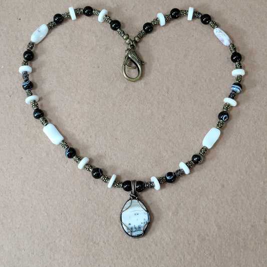 Silver Lace Onyx Pendant: Black Onyx, Obsidian
