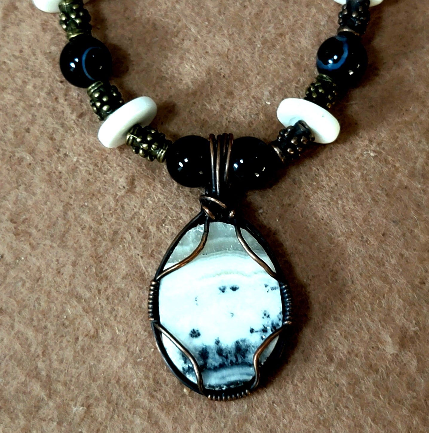 Silver Lace Onyx Pendant: Black Onyx, Obsidian