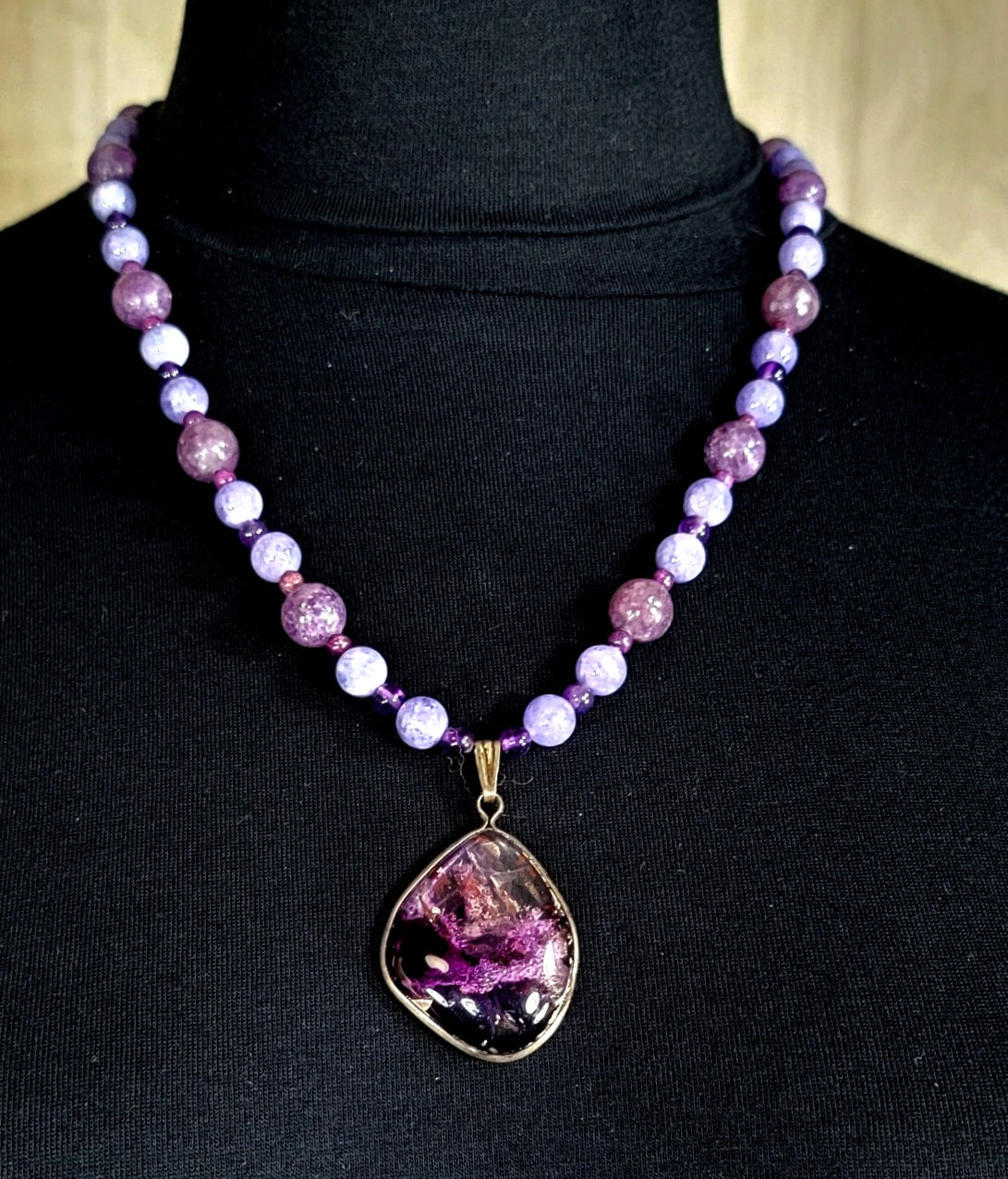 4Peaks Amethyst (rare) Cabochon: Lapidilite & Sugalite